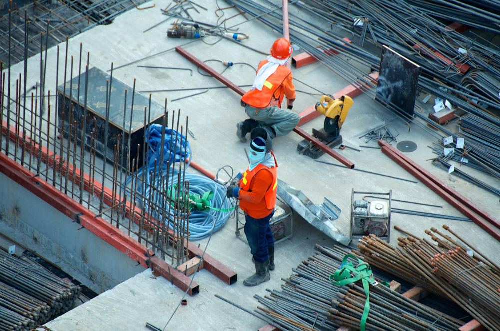 El arquitecto en obra: la dirección implica pisar el terreno y decidir sobre la marcha.